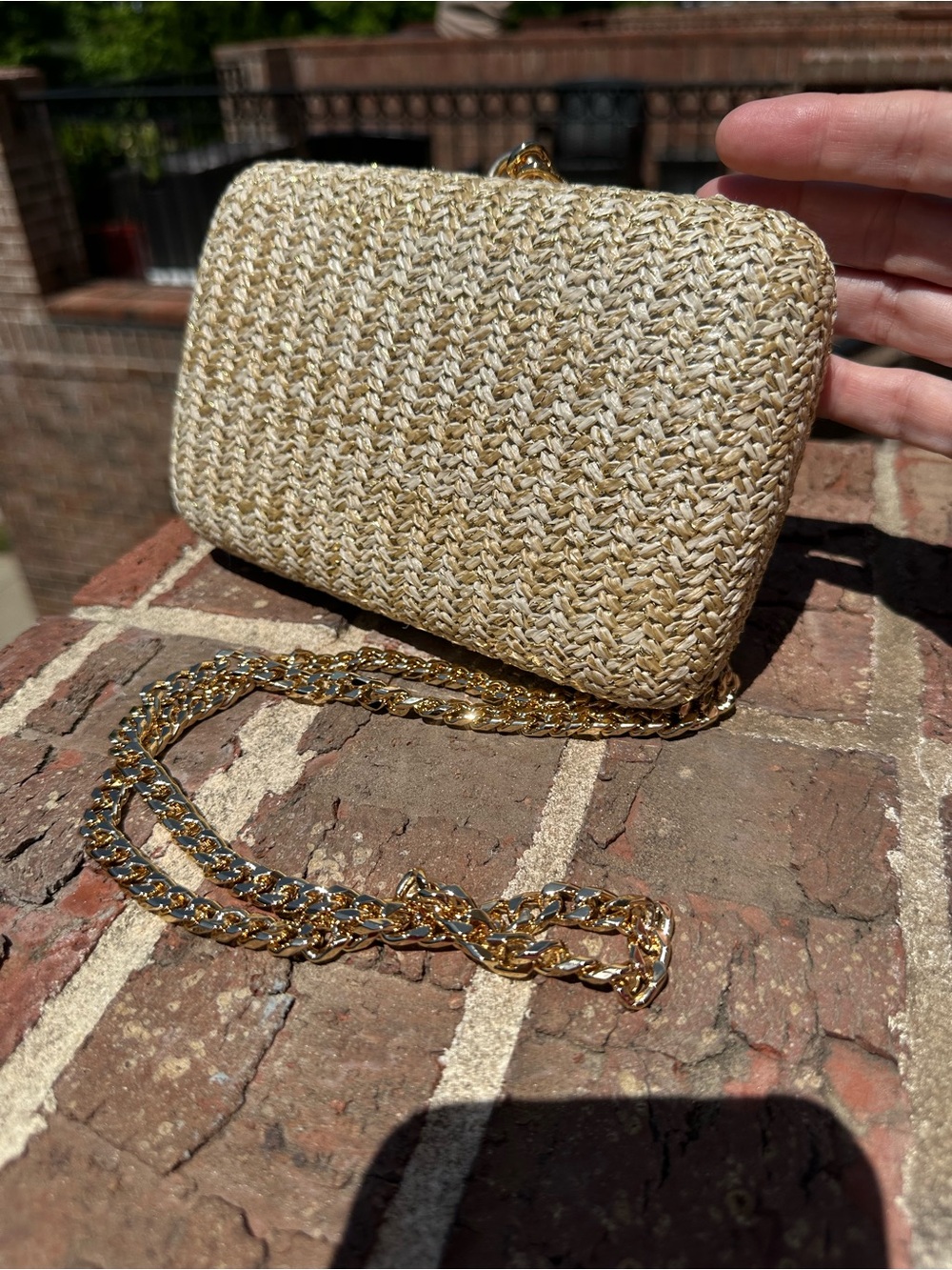 Shiraleah Natural Woven Straw Clutch with Shell Charm and Gold Chain NWT - Picture 4 of 8